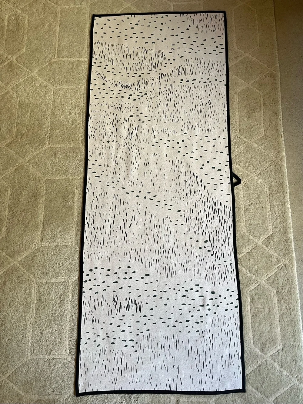 Geometry Bend Yoga Towel